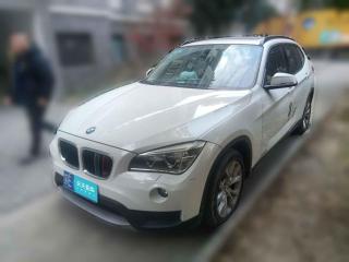 寶馬寶馬X12013款sDrive18i領(lǐng)先型