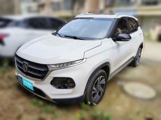 宝骏宝骏5102017款 1.5L 手动豪华型