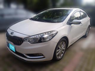 起亚起亚K32015款 1.6L 手动GLS