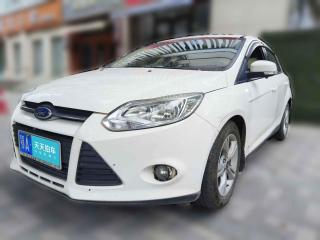 福特福克斯2012款 两厢 1.6L 自动风尚型