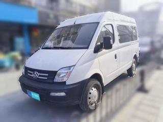 上汽大通MAXUS新途V802019款 2.5T经典款6挡手动傲运通改款短轴中顶5/6座