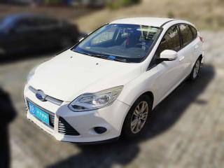 福特福克斯2015款 两厢 1.6L 自动舒适型