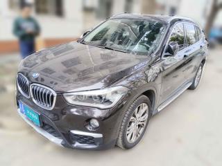 宝马宝马X12016款 sDrive20Li 豪华型