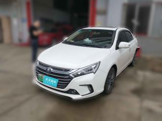 比亚迪秦新能源2017款1.5T尊贵型