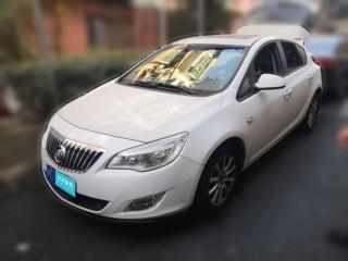 别克英朗2013款XT1.6L手动进取版