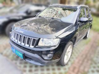 Jeep指南者2013款 2.0L 两驱豪华版