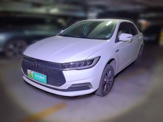 比亚迪秦新能源2021款 出行版