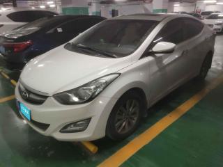 現(xiàn)代朗動(dòng)2015款1.6L手動(dòng)領(lǐng)先型