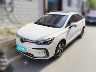 北京汽車北京EU52020款 京彩款 R500 智風版