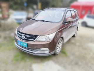 寶駿寶駿7302016款 1.5T 手動(dòng)舒適型 7座