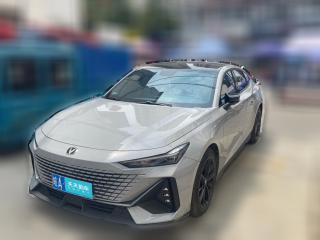 长安长安UNI-V2022款 1.5T 尊贵型