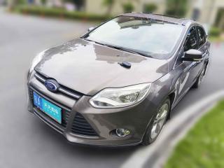 福特福克斯2012款 三厢 1.6L 自动风尚型