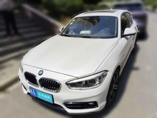 寶馬寶馬1系2018款 118i 運(yùn)動(dòng)設(shè)計(jì)套裝