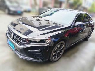 大众帕萨特2022款 330TSI 精英版
