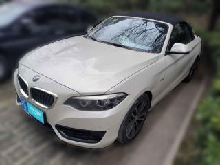 寶馬寶馬2系2018款 220i 敞篷轎跑車 運動設計套裝