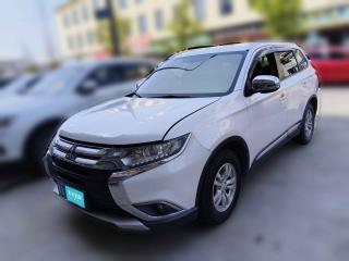 三菱歐藍德2016款 2.0L 兩驅加值版 5座