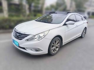 現(xiàn)代索納塔2014款 2.4L 自動(dòng)領(lǐng)先版 國(guó)IV