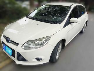 福特福克斯2012款 两厢 1.6L 手动舒适型