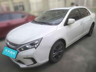 比亚迪秦新能源2017款1.5T尊贵型