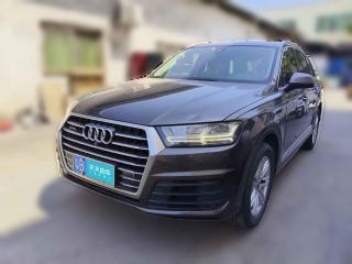奧迪奧迪Q72016款 40 TFSI S line運(yùn)動(dòng)型