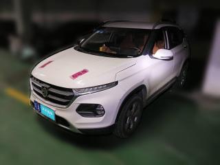 宝骏宝骏5102017款 1.5L 手动时尚型