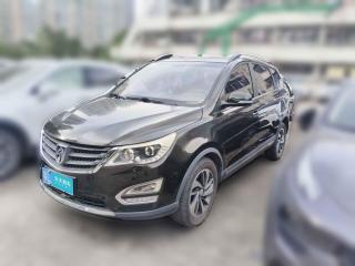 寶駿寶駿5602015款 1.8L 手動豪華型
