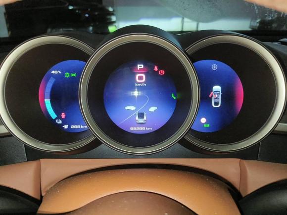 [无锡·苏B] 二手欧拉欧拉闪电猫2022款 555km 尊贵版