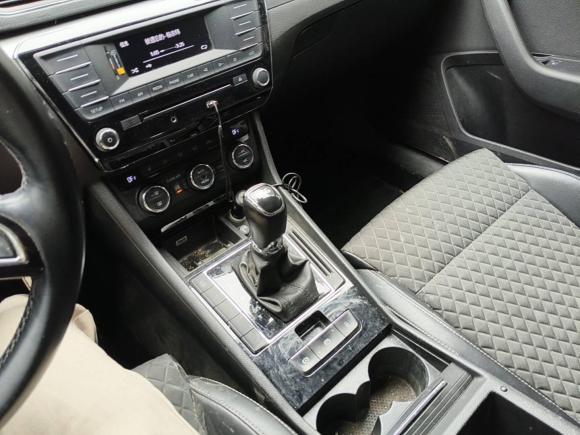 [杭州·浙A] 二手斯柯达速派2016款 TSI330 DSG创行版