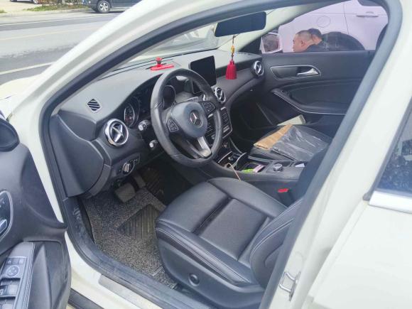 [青岛·鲁B] 二手奔驰奔驰GLA2018款 GLA 200 动感型