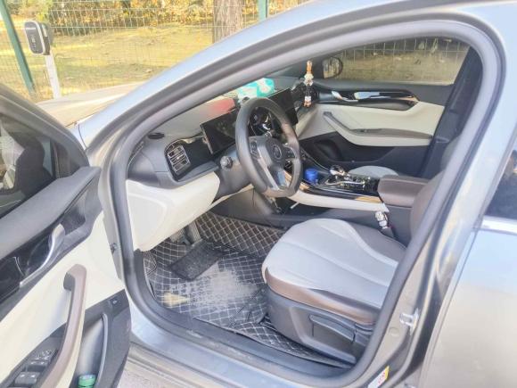 [青岛·鲁B] 二手比亚迪秦PLUS2024款 荣耀版 DM-i 55KM领先型