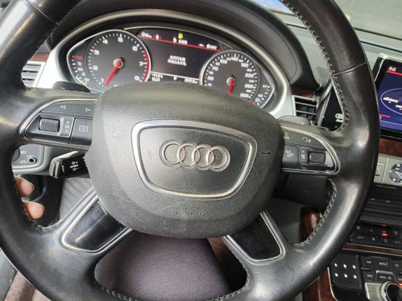[常州·苏D] 二手奥迪奥迪A82013款 A8L 45 TFSI quattro舒适型