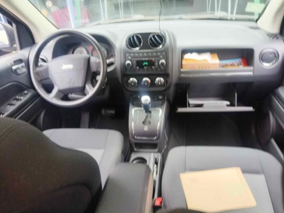 [上海·浙C] 二手Jeep指南者2010款 2.4L 四驱运动版