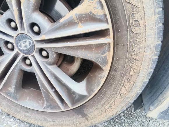 [南京·苏A] 二手现代北京现代ix252015款 1.6L 自动两驱智能型GLS