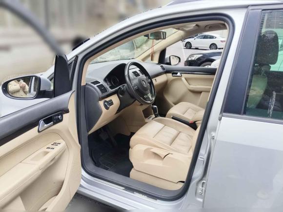 [上海·沪D] 二手大众途安2015款 1.4T DSG豪华版5座