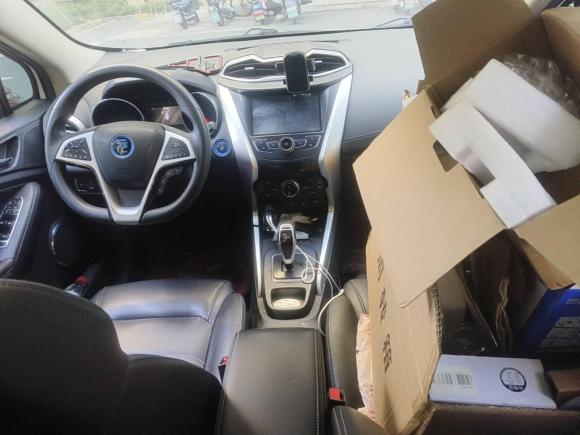 [上海·浙B] 二手比亚迪元新能源2018款 EV360 智联炫酷型