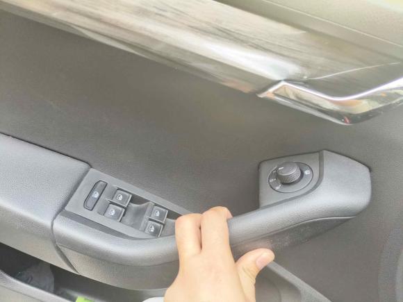 [上海·沪D] 二手斯柯达明锐2016款 1.6L 自动智行版