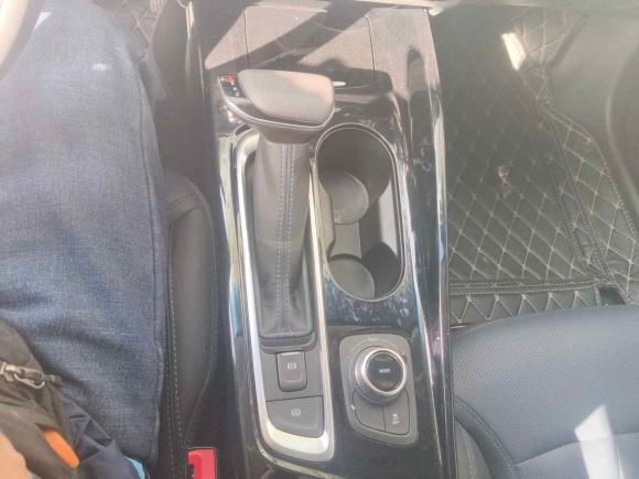 [上海·沪A] 二手别克微蓝62024款 430km 舒享版