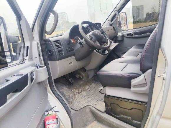 [常州·苏D] 二手东风御风御风2018款 2.5T物流车A100长轴高顶5-9座国V ZD25