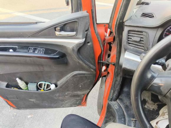 [嘉兴·浙A] 二手东风风行菱智2022款 V3 1.6L 基本型 2座