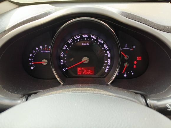 [上海·皖A] 二手起亚智跑2014款 2.0L 自动两驱版DLX