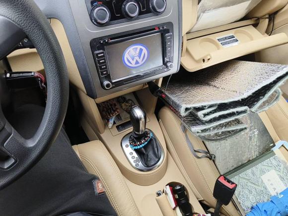 [上海·沪A] 二手大众途安2011款 1.4T DSG智雅版5座