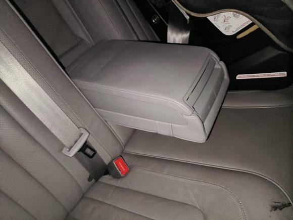 [武汉·鄂A] 二手大众辉腾2012款 3.0L 商务型