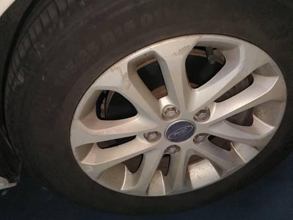 [青岛·鲁B] 二手福特福克斯2013款 两厢经典 1.8L 自动基本型