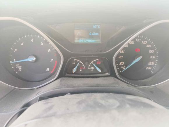 [济南·鲁A] 二手福特福克斯2012款 三厢 1.6L 手动舒适型