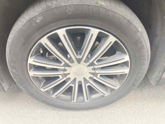 [南京·苏A] 二手广汽传祺传祺M82023款 领秀系列 390T 尊享版