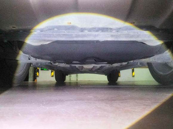 [深圳·粤B] 二手沃尔沃沃尔沃XC602014款 T5 智逸版