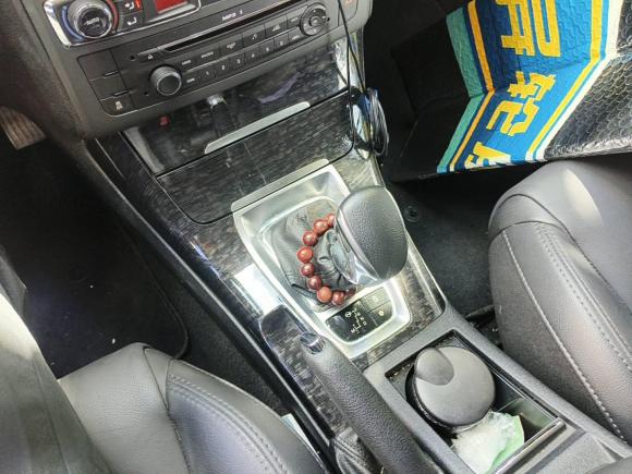 [上海·沪A] 二手雪铁龙雪铁龙C52014款 2.0L 自动尊享型