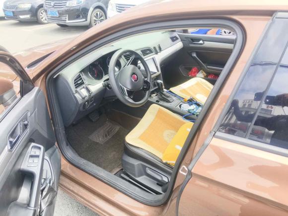 [上海·粤S] 二手大众凌渡2015款 230TSI DSG风尚版