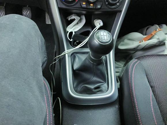 [上海·沪B] 二手铃木锋驭2015款 1.6L 手动两驱进取型