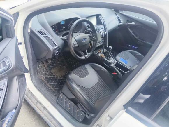 [苏州·苏E] 二手福特福克斯2018款 三厢经典 1.6L 手动风尚型智行版